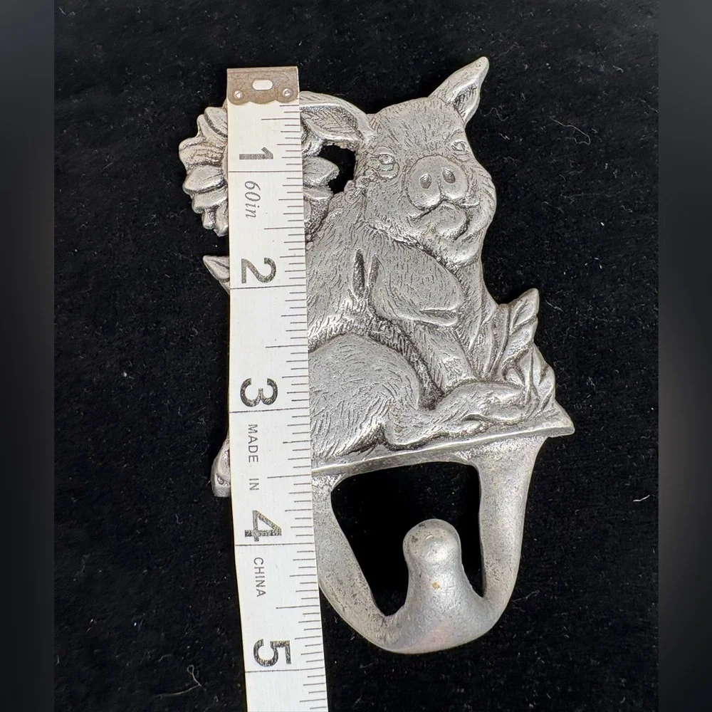 Vintage Carson Pewter Pig with Sunflower Wall Hook